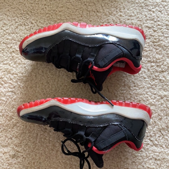 Jordan’s 11 - Picture 3 of 4